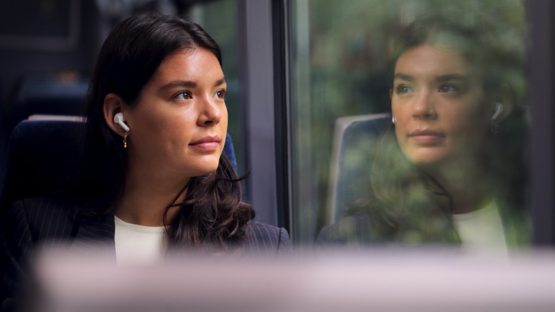 oortjes op openbaar vervoer